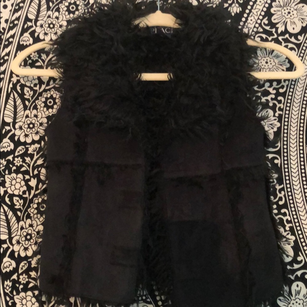 CHILDREN’S PLACE FAUX SUEDE FURRY BLACK VEST